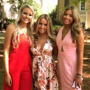 Meet your Posher, Claudia